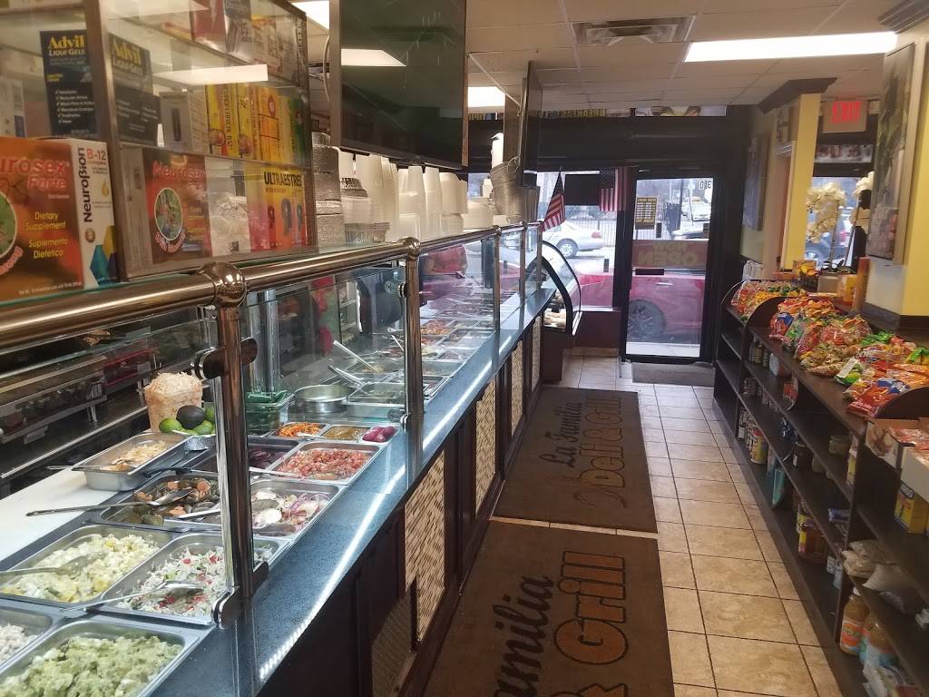 La Familia Deli & Restaurant | restaurant | 312 N Main St, Freeport, NY 11520, USA | 5166889886 OR +1 516-688-9886