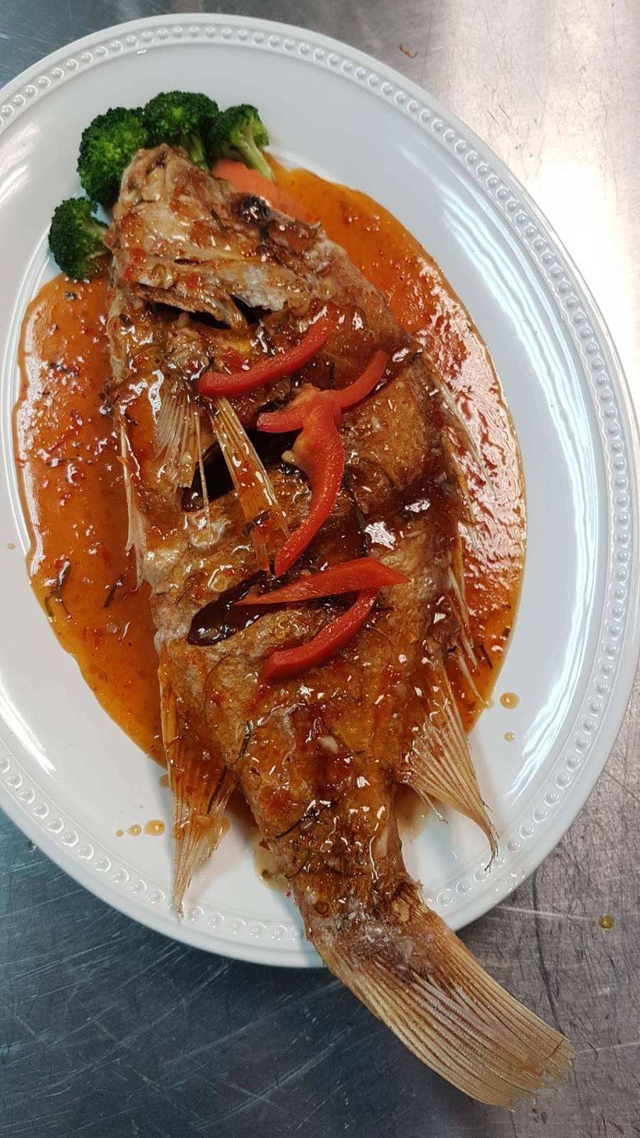 Thai E-San Restaurant | restaurant | 7727 N Kings Hwy, Myrtle Beach, SC 29572, USA | 8438390367 OR +1 843-839-0367