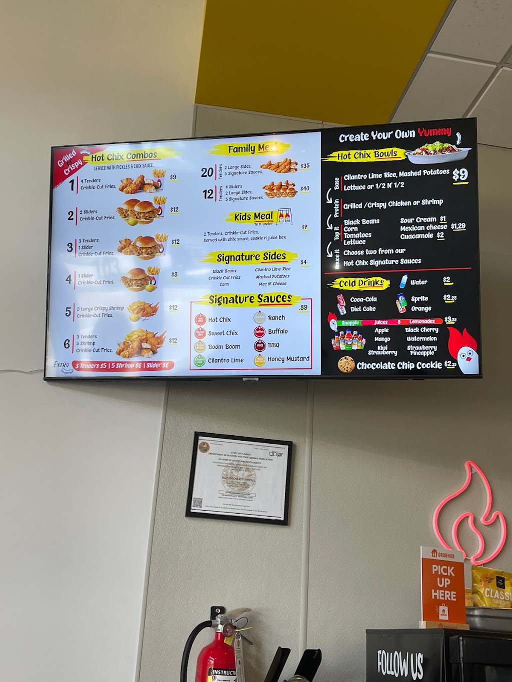 Hot Chix N Chops | restaurant | 9630 Stirling Rd Suite 103, Cooper City, FL 33024, USA | 9545895091 OR +1 954-589-5091