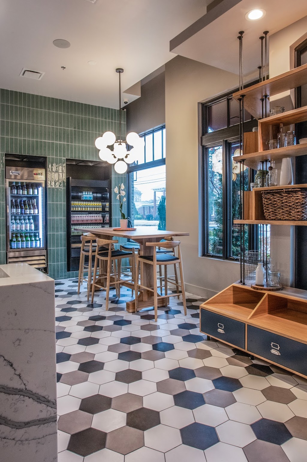 Petite FSE | restaurant | 55 Roswell St Suite 100, Alpharetta, GA 30009, USA | 6786910028 OR +1 678-691-0028