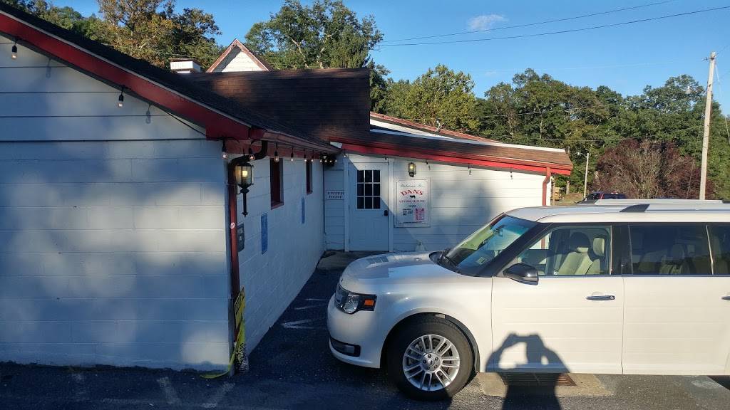 Dans Steak House | restaurant | 8512 US-211, Luray, VA 22835, USA | 5407436285 OR +1 540-743-6285