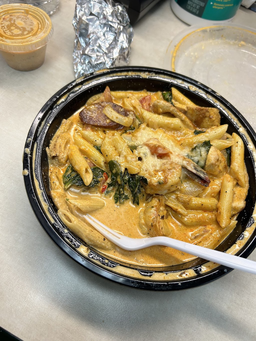 Highlands Cafe and Grill | restaurant | 3200 Pennsylvania Ave. SE, Washington, DC 20020, USA | 7712160943 OR +1 771-216-0943