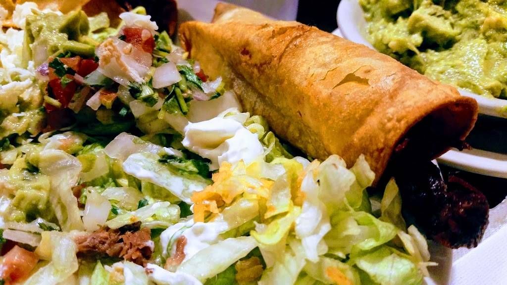 Toro Loco | restaurant | 1601 N Cunningham Ave, Urbana, IL 61802, USA | 2173447855 OR +1 217-344-7855