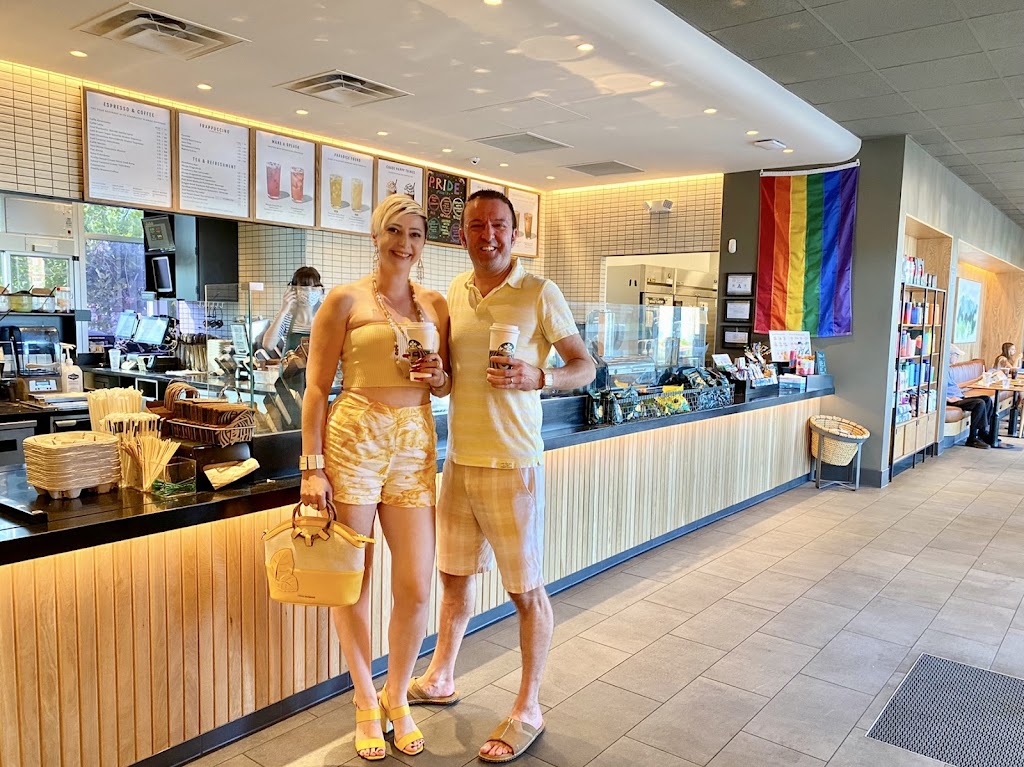 Starbucks | cafe | 10385 S Eastern Ave, Henderson, NV 89052, USA | 7029143678 OR +1 702-914-3678