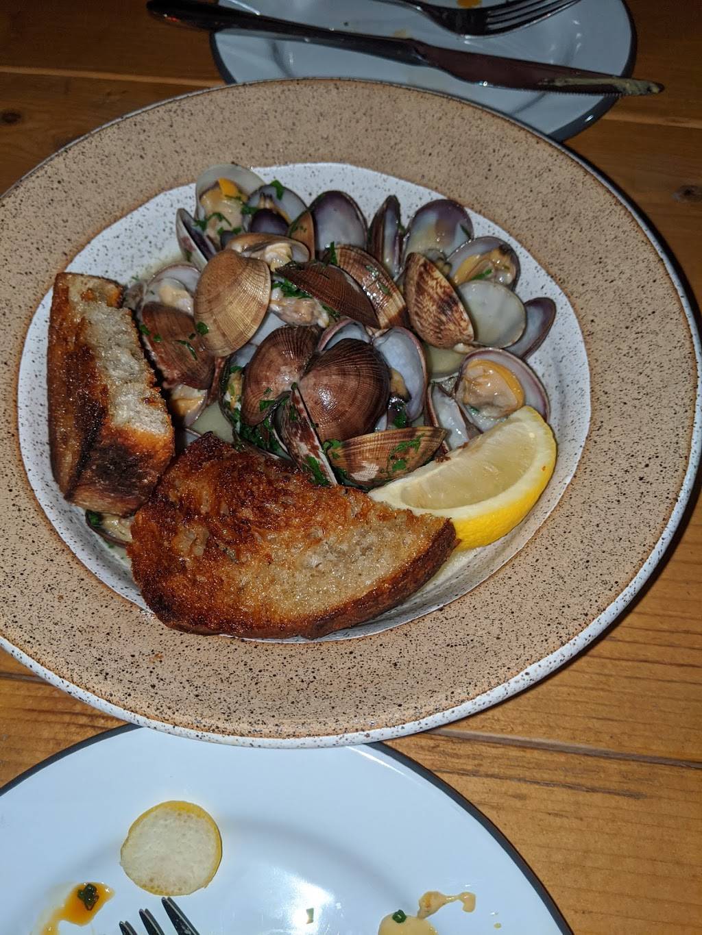 Ivory Pearl | restaurant | 1704 Beacon St, Brookline, MA 02445, USA | 6174875297 OR +1 617-487-5297