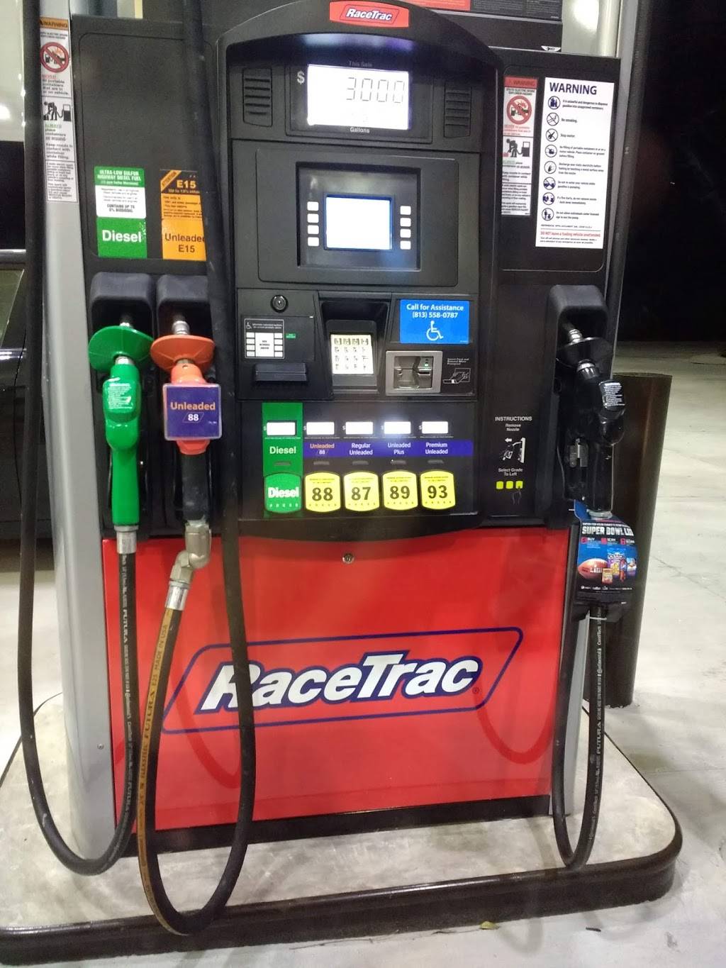 RaceTrac | cafe | 6911 E Fletcher Ave, Temple Terrace, FL 33617, USA | 8135580787 OR +1 813-558-0787