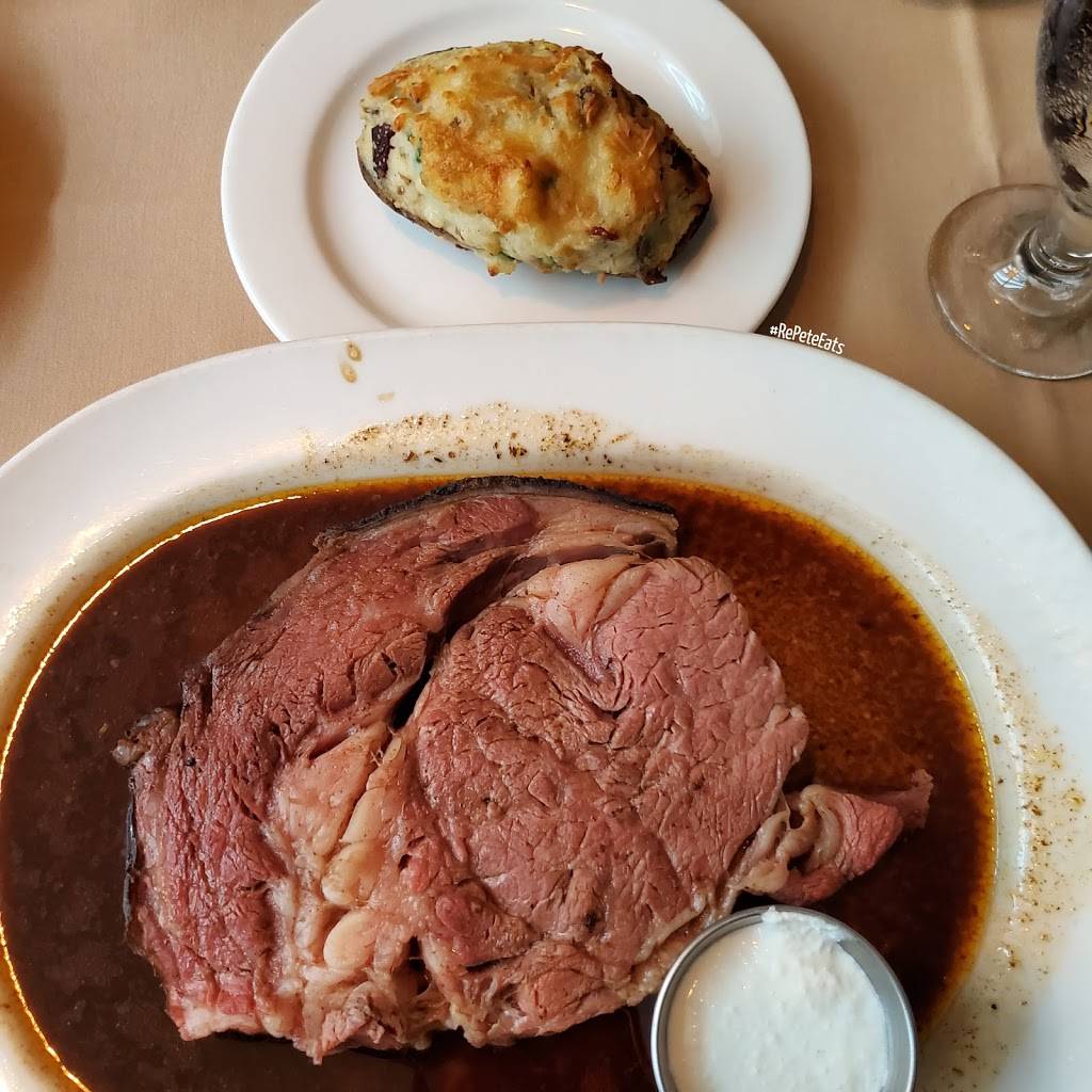 Wards House of Prime | restaurant | 540 E Mason St, Milwaukee, WI 53202, USA | 4142230135 OR +1 414-223-0135