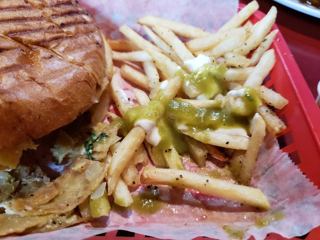 La Torteria y Mas | restaurant | 2717 Hillcrest Dr, San Antonio, TX 78228, USA | 2107585030 OR +1 210-758-5030