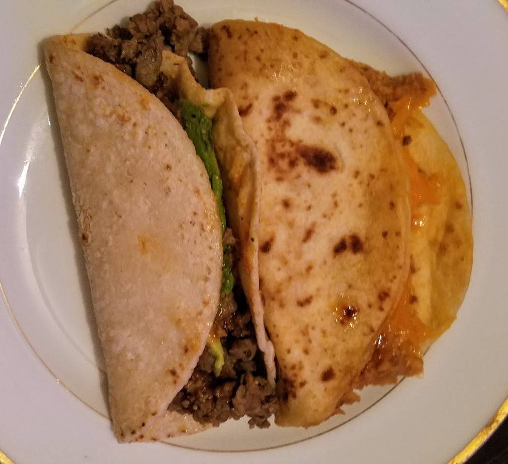 La Fiesta De Jalisco | restaurant | 7712, San Antonio, TX 78227, USA | 2105490100 OR +1 210-549-0100