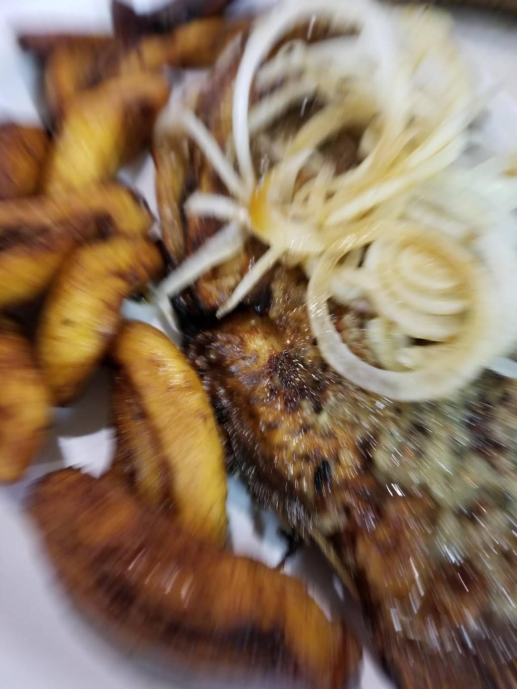 Chez Michelle | restaurant | 6991 S Texas 6, Houston, TX 77083, USA | 2815305787 OR +1 281-530-5787