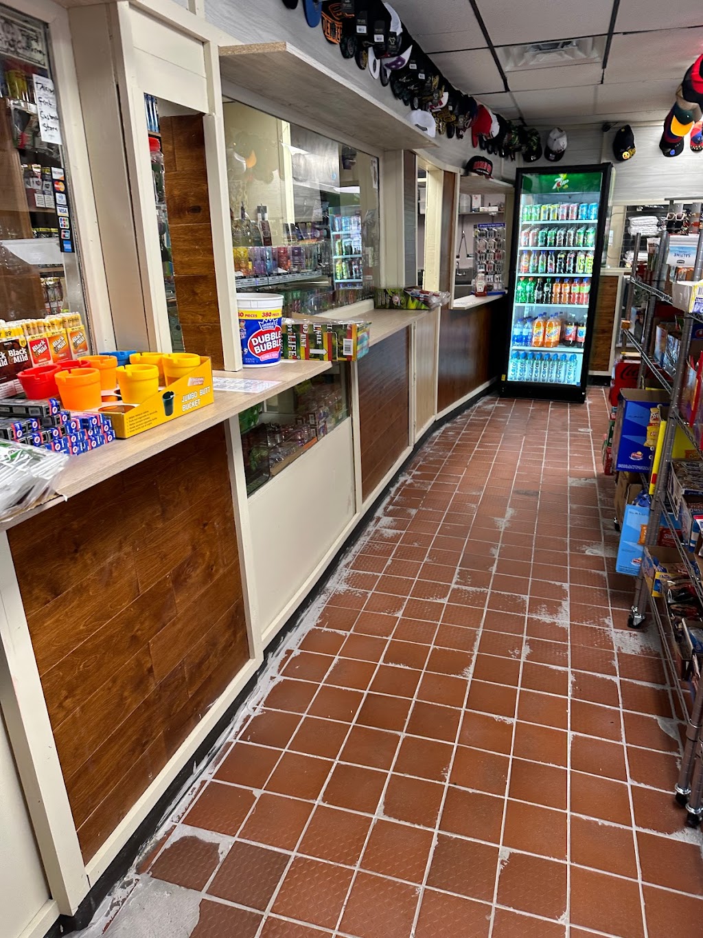 Mars Mart 4 | restaurant | 2224 S Oliver Ave, Wichita, KS 67218, USA | 3163303733 OR +1 316-330-3733