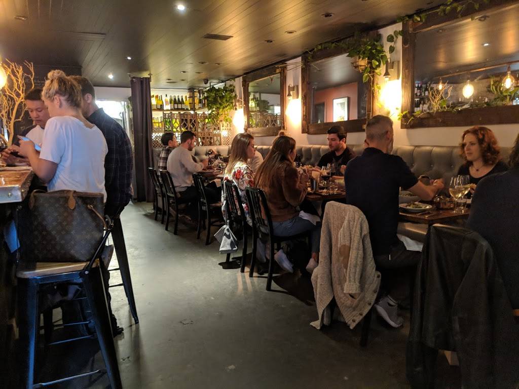 Lark | restaurant | 4068 18th St, San Francisco, CA 94114, USA | 4154004623 OR +1 415-400-4623