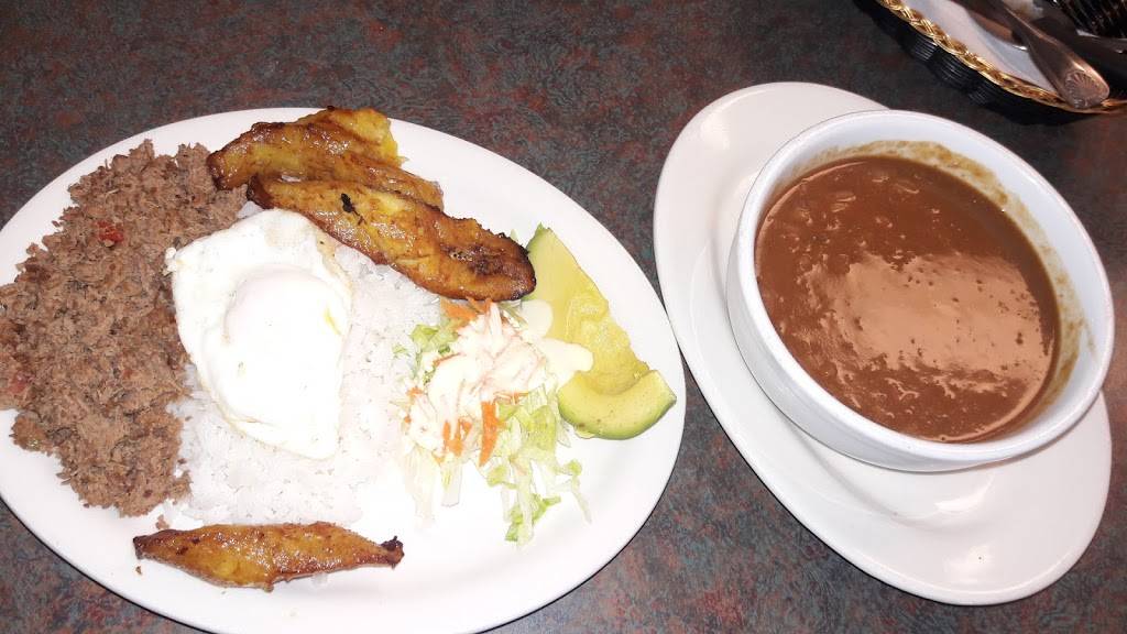 El Rinconcito Colombiano | restaurant | 226 Sumner St, Boston, MA 02128, USA | 8572660623 OR +1 857-266-0623