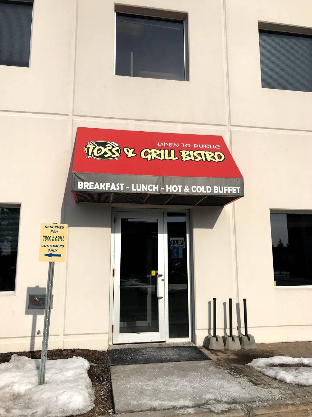 Toss & Grill | restaurant | 59 Camelot Dr, Nepean, ON K2G 5W6, Canada | 6132252100 OR +1 613-225-2100