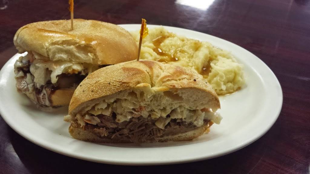 Village Gourmet Eats & Catering | meal takeaway | 527 High Mountain Rd, North Haledon, NJ 07508, USA | 9734232269 OR +1 973-423-2269