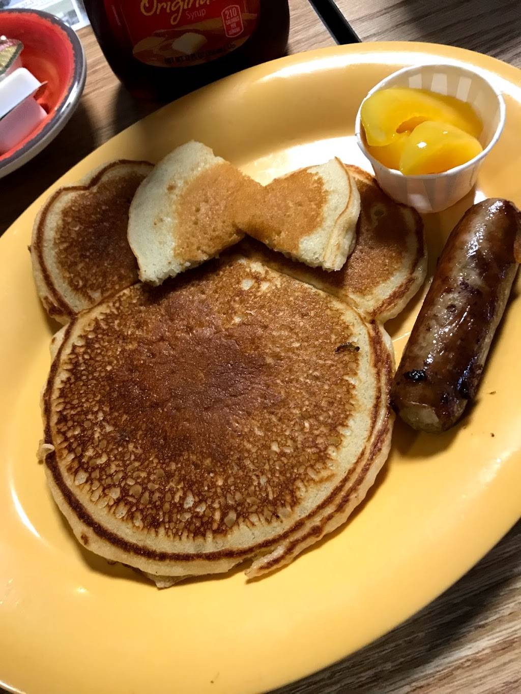 Ellies 12 Tables | restaurant | 611 Morenci Ave, Mio, MI 48647, USA | 9898266566 OR +1 989-826-6566