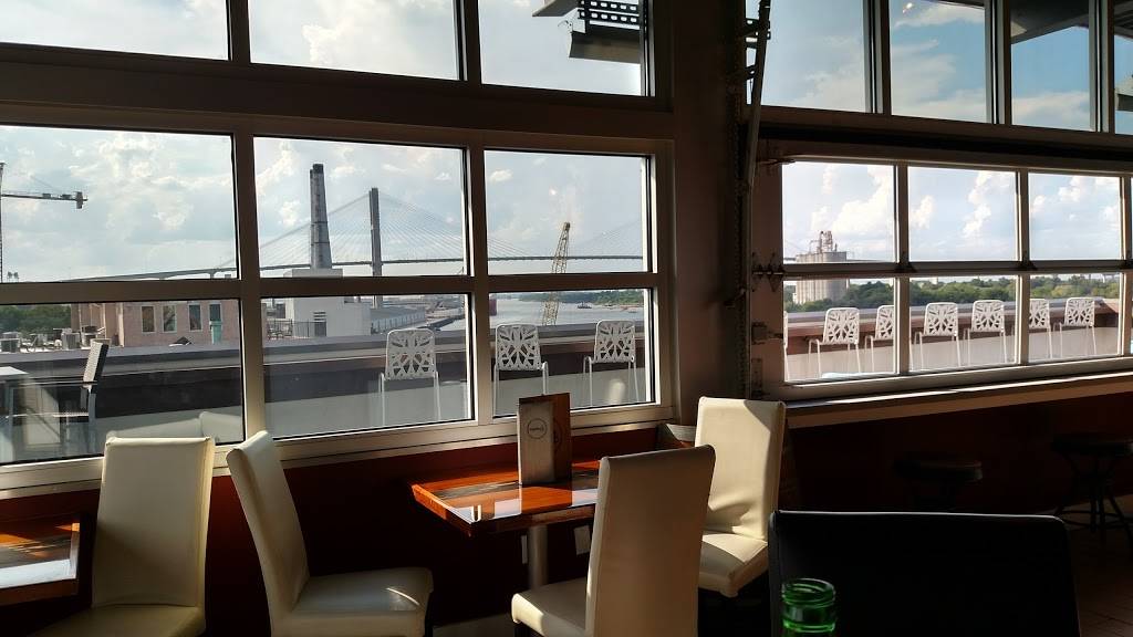 Top Deck Bar | restaurant | 125 W River St, Savannah, GA 31401, USA | 9124366828 OR +1 912-436-6828