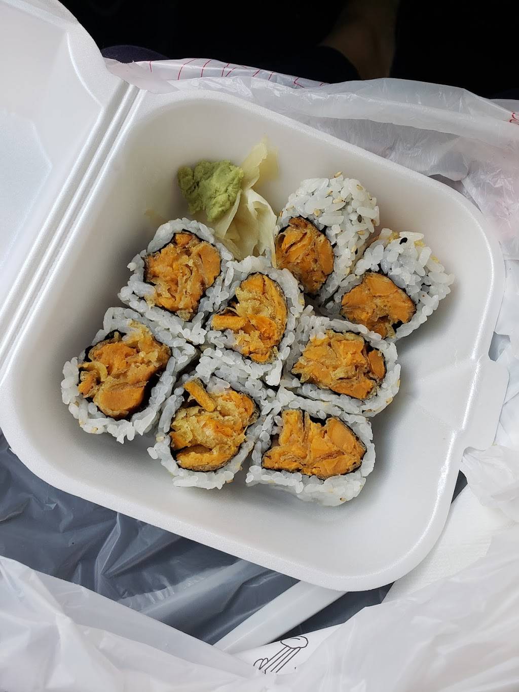 Fuji Express | restaurant | 101 E Plymouth Ave, DeLand, FL 32724, USA | 3868225511 OR +1 386-822-5511