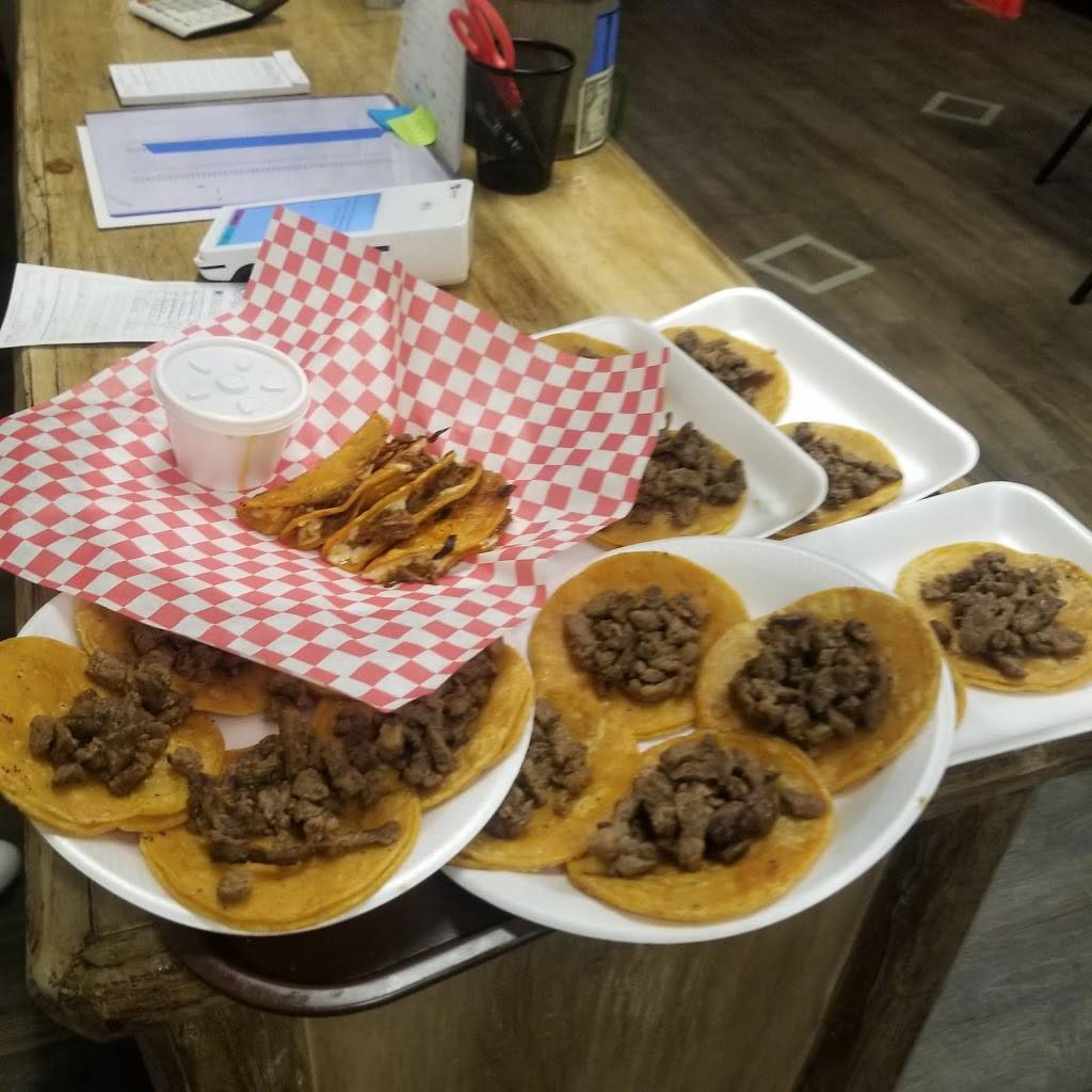 Lucky’s Taco’s | restaurant | 9600 Lake June Rd, Dallas, TX 75217, USA | 4693722343 OR +1 469-372-2343