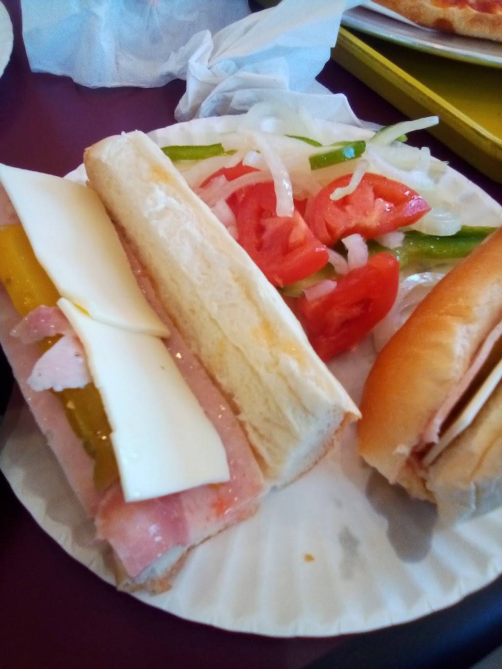 Sams Italian Foods | restaurant | 4 Stevens Dr, Brunswick, ME 04011, USA | 2077254444 OR +1 207-725-4444