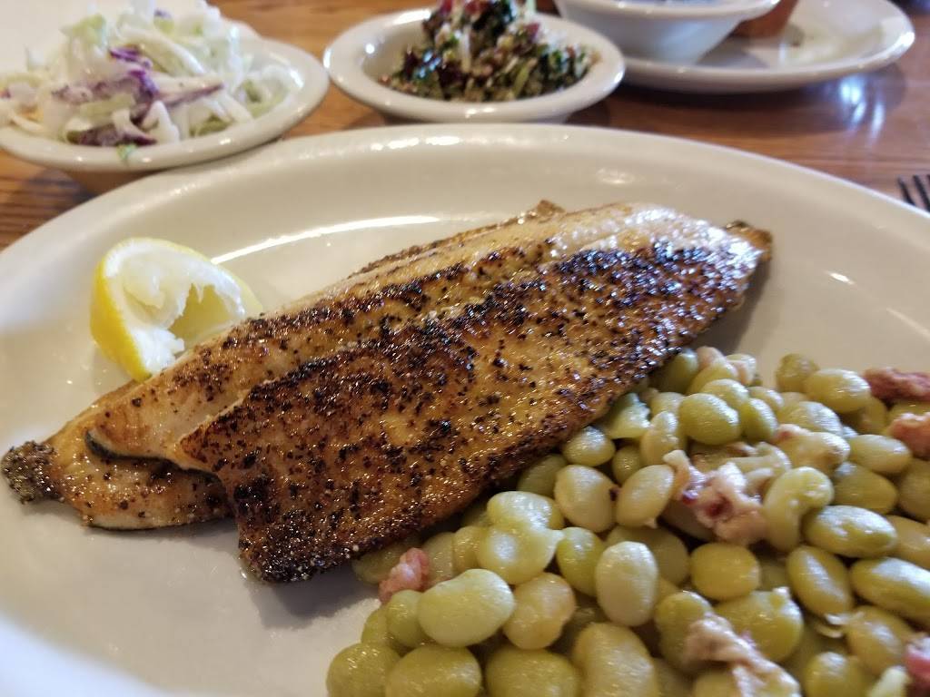 Cracker Barrel Old Country Store | restaurant | 710 Sw Greenville Blvd SW, Greenville, NC 27834, USA | 2523551662 OR +1 252-355-1662