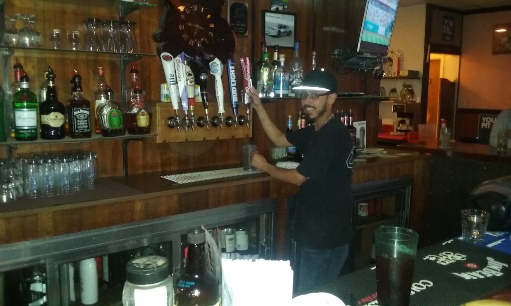 Spectators Sports Grill | restaurant | 1002 Constitution Rd, Pueblo, CO 81001, USA | 7195446111 OR +1 719-544-6111