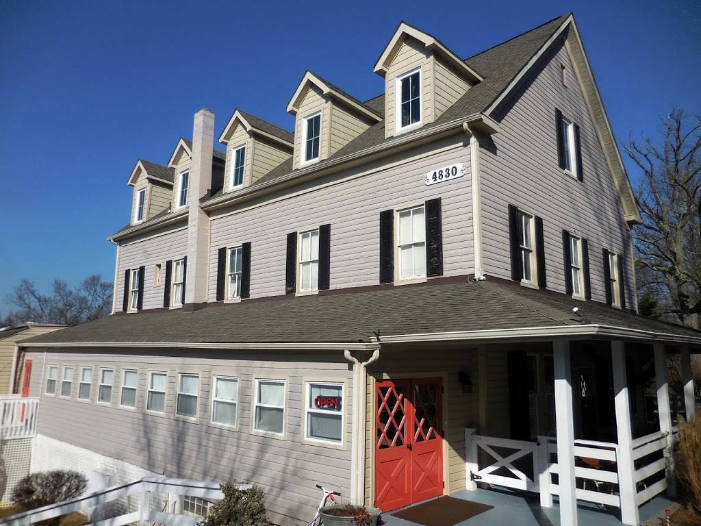 The Braddock Inn | restaurant | 4830 Schley Ave, Braddock Heights, MD 21714, USA | 3013714830 OR +1 301-371-4830