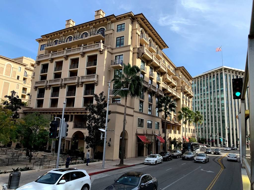 Avra Beverly Hills Estiatorio | restaurant | 233 N Beverly Dr, Beverly Hills, CA 90210, USA | 3107340841 OR +1 310-734-0841