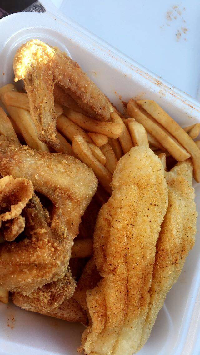 Peppers Chicken & Fish | restaurant | 1125 E Hudson St, Columbus, OH 43211, USA | 6142686699 OR +1 614-268-6699