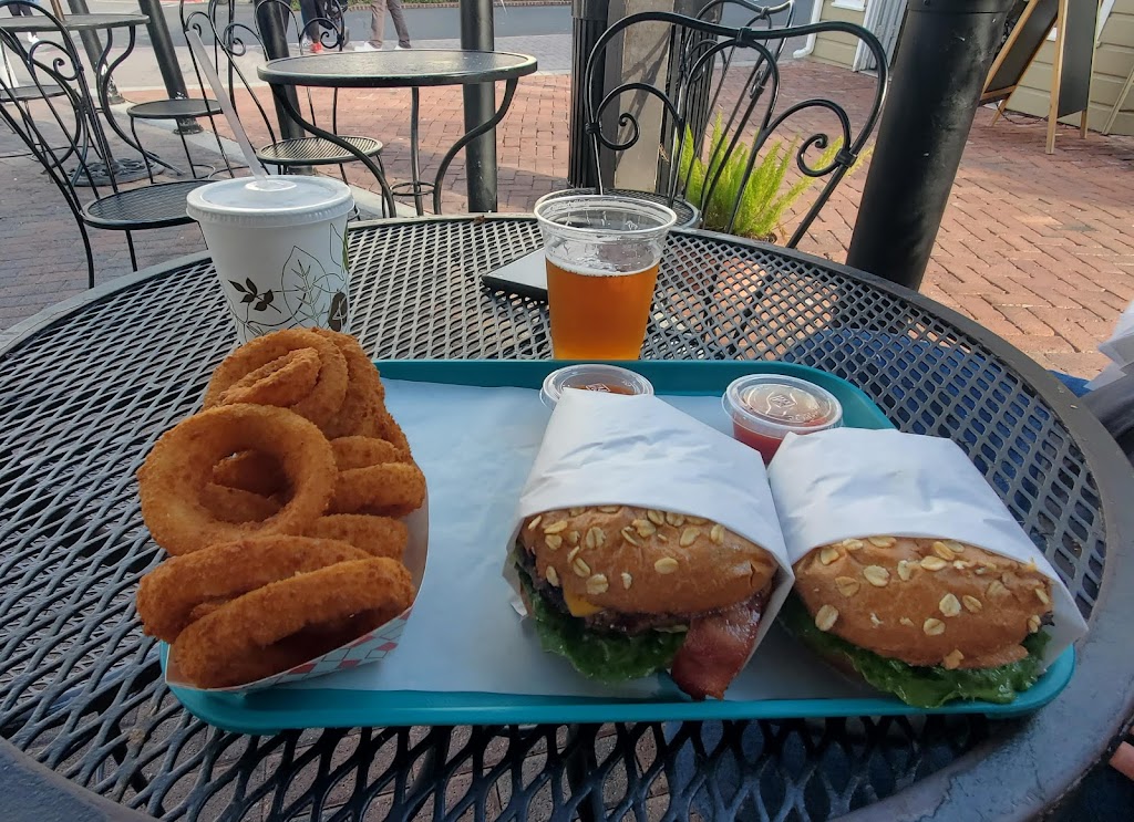 Coney Island West | restaurant | 205 Crescent Ave, Avalon, CA 90704, USA | 3105100763 OR +1 310-510-0763