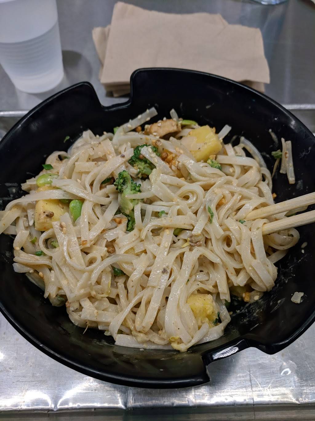 honeygrow | restaurant | 3212 St Paul St, Baltimore, MD 21218, USA | 4102430107 OR +1 410-243-0107