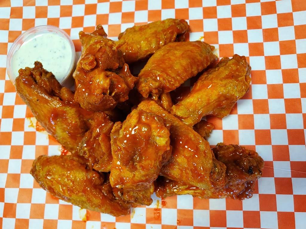 Cluckin Bun | restaurant | 1100 W Florence Ave #D, Inglewood, CA 90301, USA | 4242235037 OR +1 424-223-5037