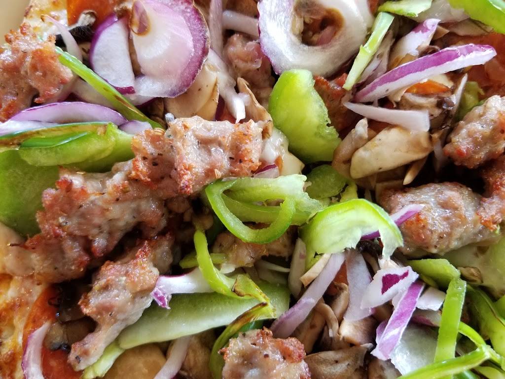 Village Pizzeria | restaurant | 11329 Deerfield Dr, Truckee, CA 96161, USA | 5305877171 OR +1 530-587-7171