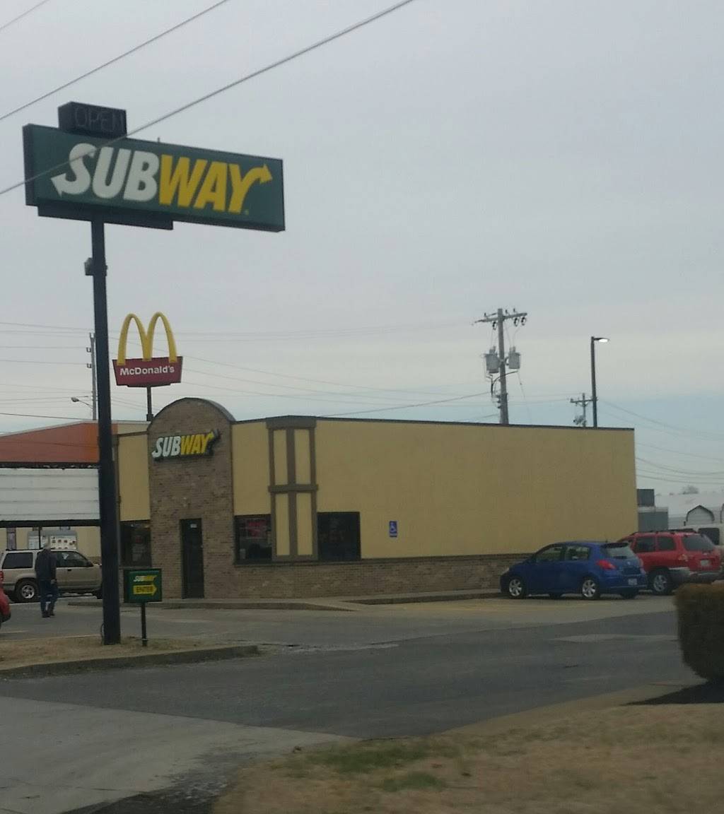 Subway | meal takeaway | 3450 Clarks River Rd, Paducah, KY 42003, USA | 2707091918 OR +1 270-709-1918