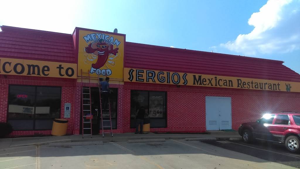 Sergio Mexican Bar & Grill | restaurant | 1330 W McCord St, Centralia, IL 62801, USA | 6185335801 OR +1 618-533-5801