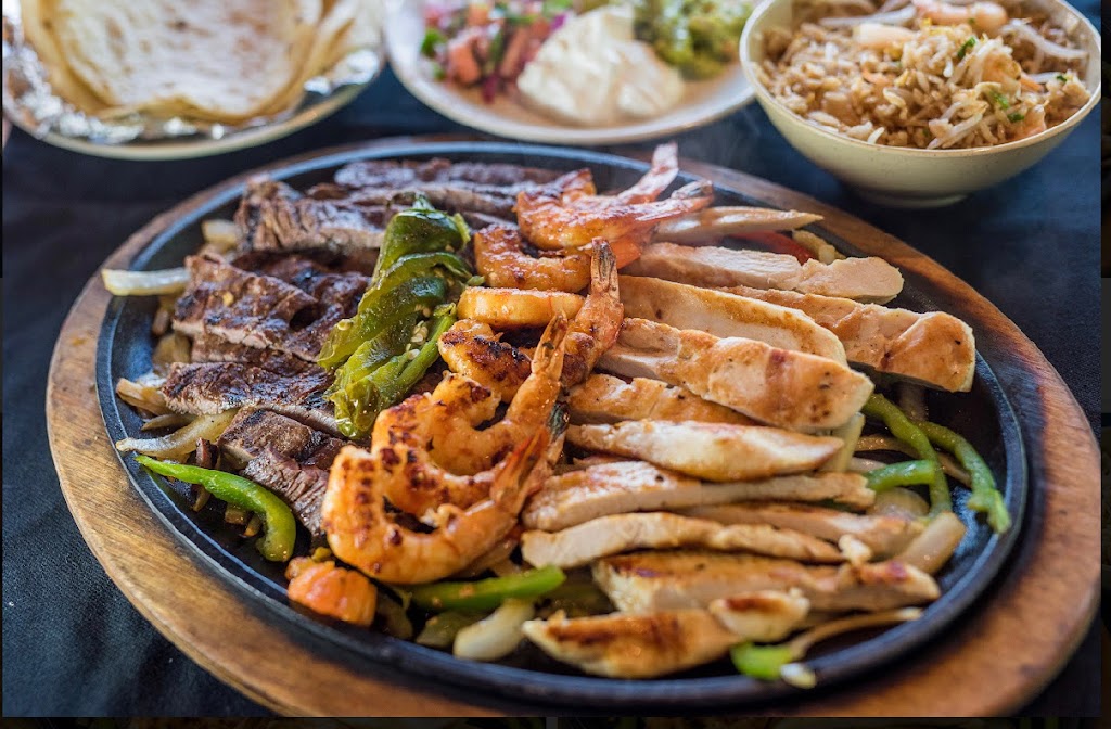 El Pacifico | restaurant | 3302 Shaver St, Pasadena, TX 77504, USA | 8327675364 OR +1 832-767-5364