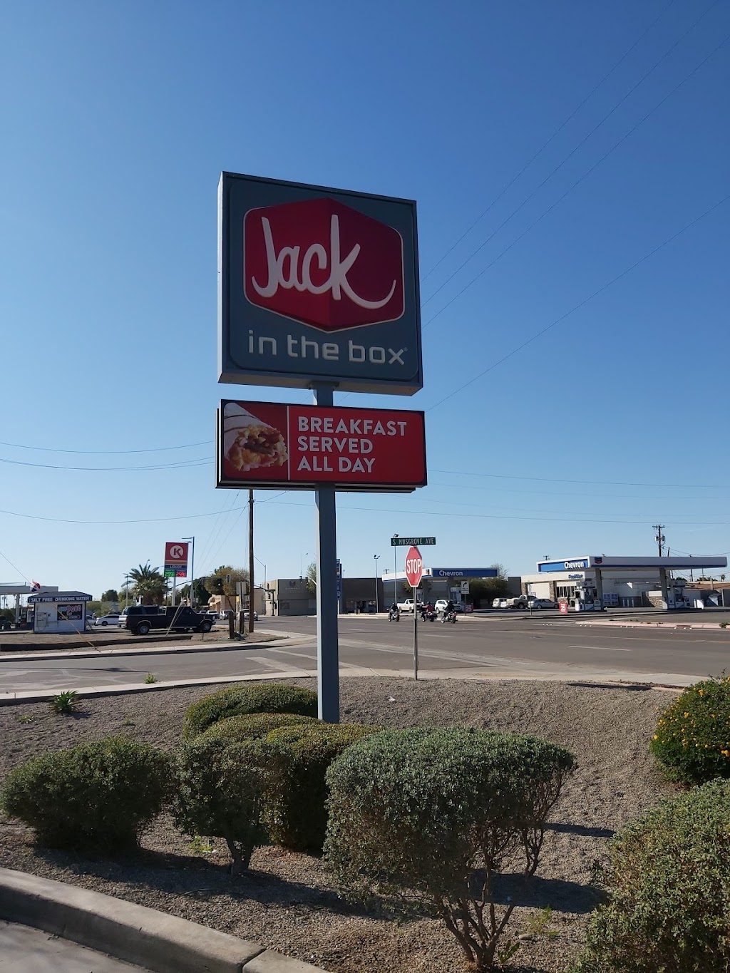 Jack in the Box | restaurant | 251 E Main St, Somerton, AZ 85350, USA | 9287225695 OR +1 928-722-5695