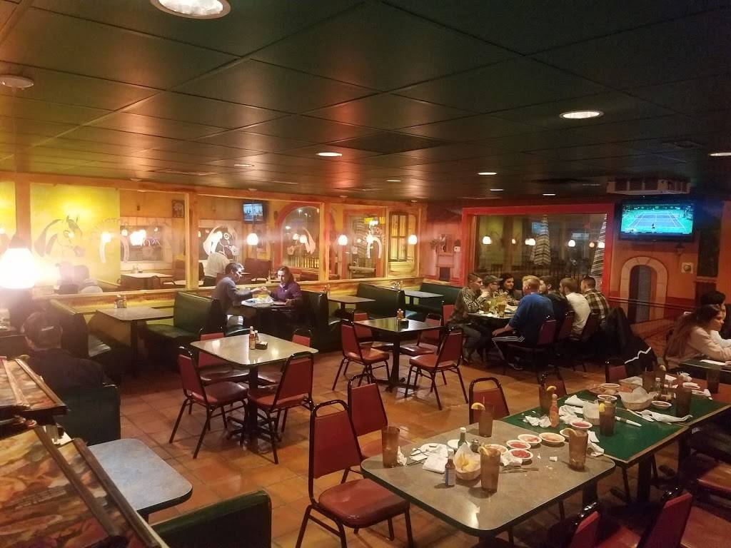 Los Potrillos | restaurant | 1305 Lincoln Ave, Charleston, IL 61920, USA | 2173456440 OR +1 217-345-6440