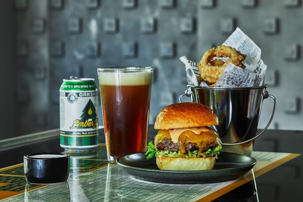 Trophy Room | restaurant | 66 E 6th Ave, Eugene, OR 97401, USA | 5413422000 OR +1 541-342-2000