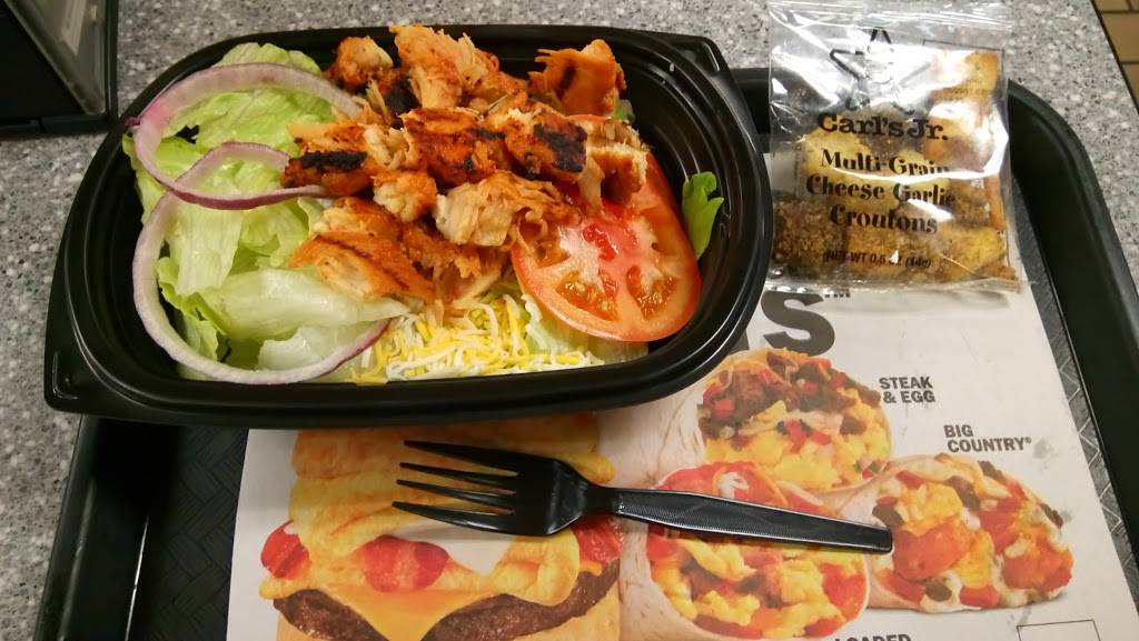 Carls Jr. | restaurant | 85 S Tower Square, Tulare, CA 93274, USA | 5596885638 OR +1 559-688-5638