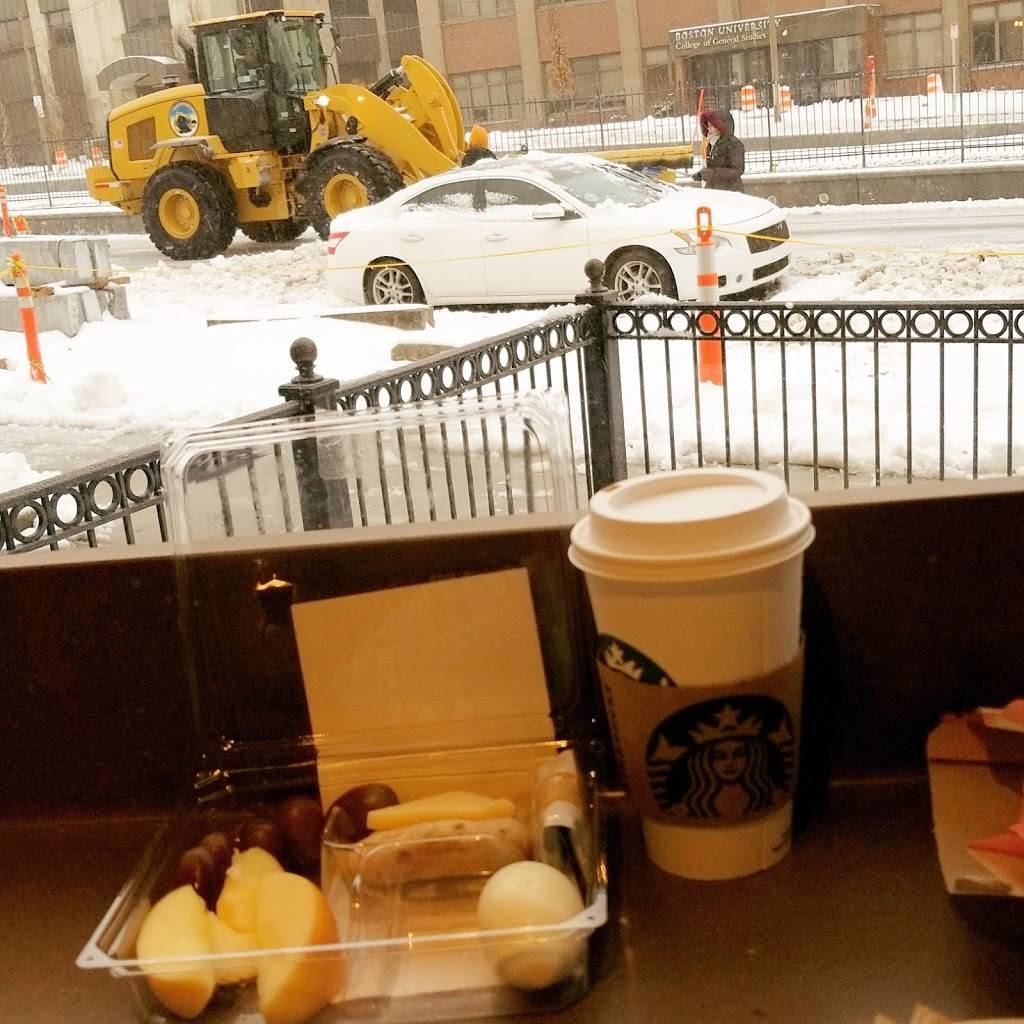 Starbucks | cafe | 874 Commonwealth Avenue, Boston, MA 02215, USA | 6177343691 OR +1 617-734-3691