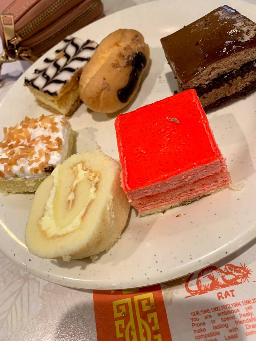 Asian Buffet & Sushi | restaurant | 44763 Five Mile Road, Plymouth, MI 48170, USA | 7342549800 OR +1 734-254-9800