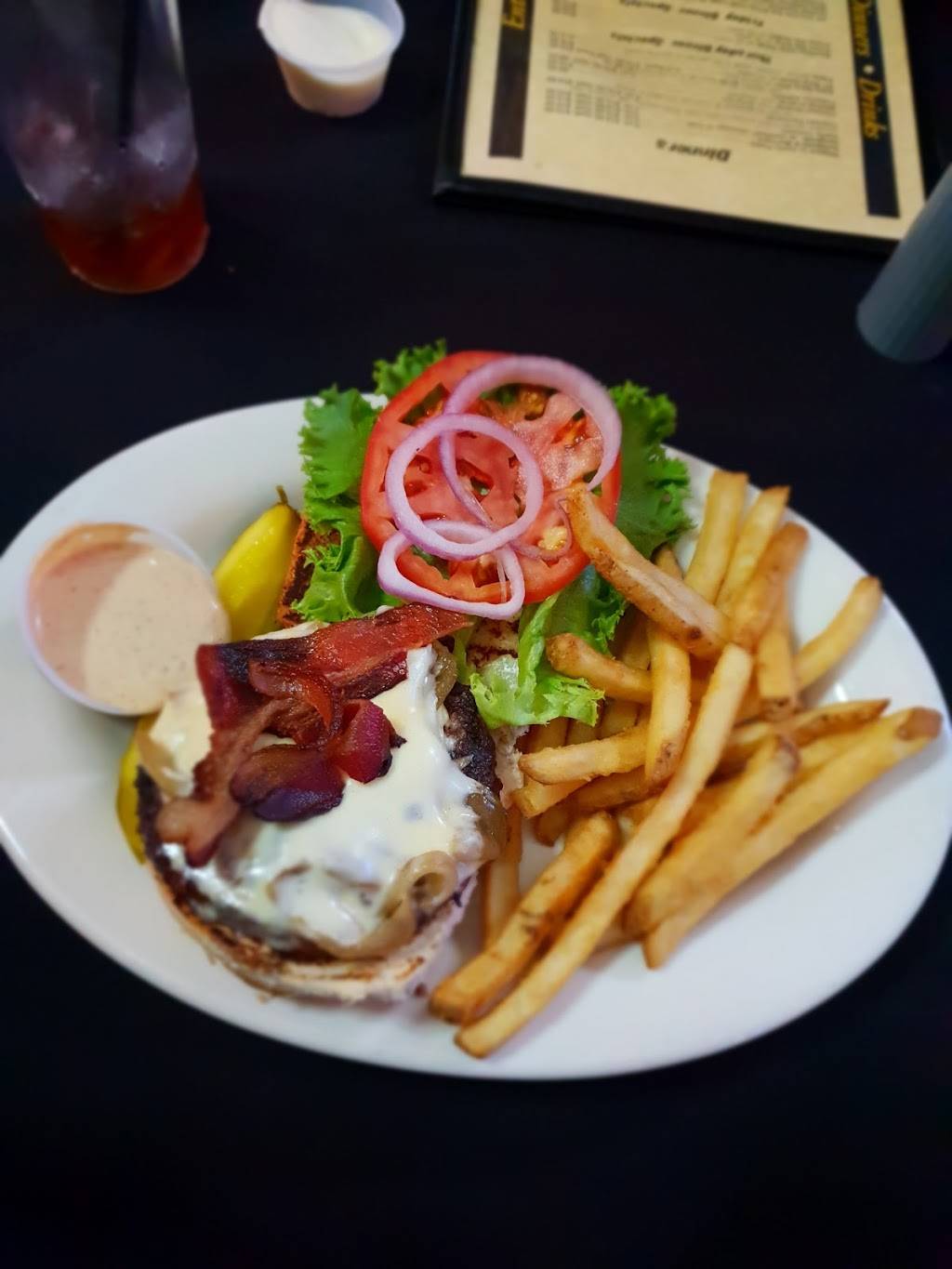 Punks Place | restaurant | 21 Mill St, Candor, NY 13743, USA | 6076595714 OR +1 607-659-5714