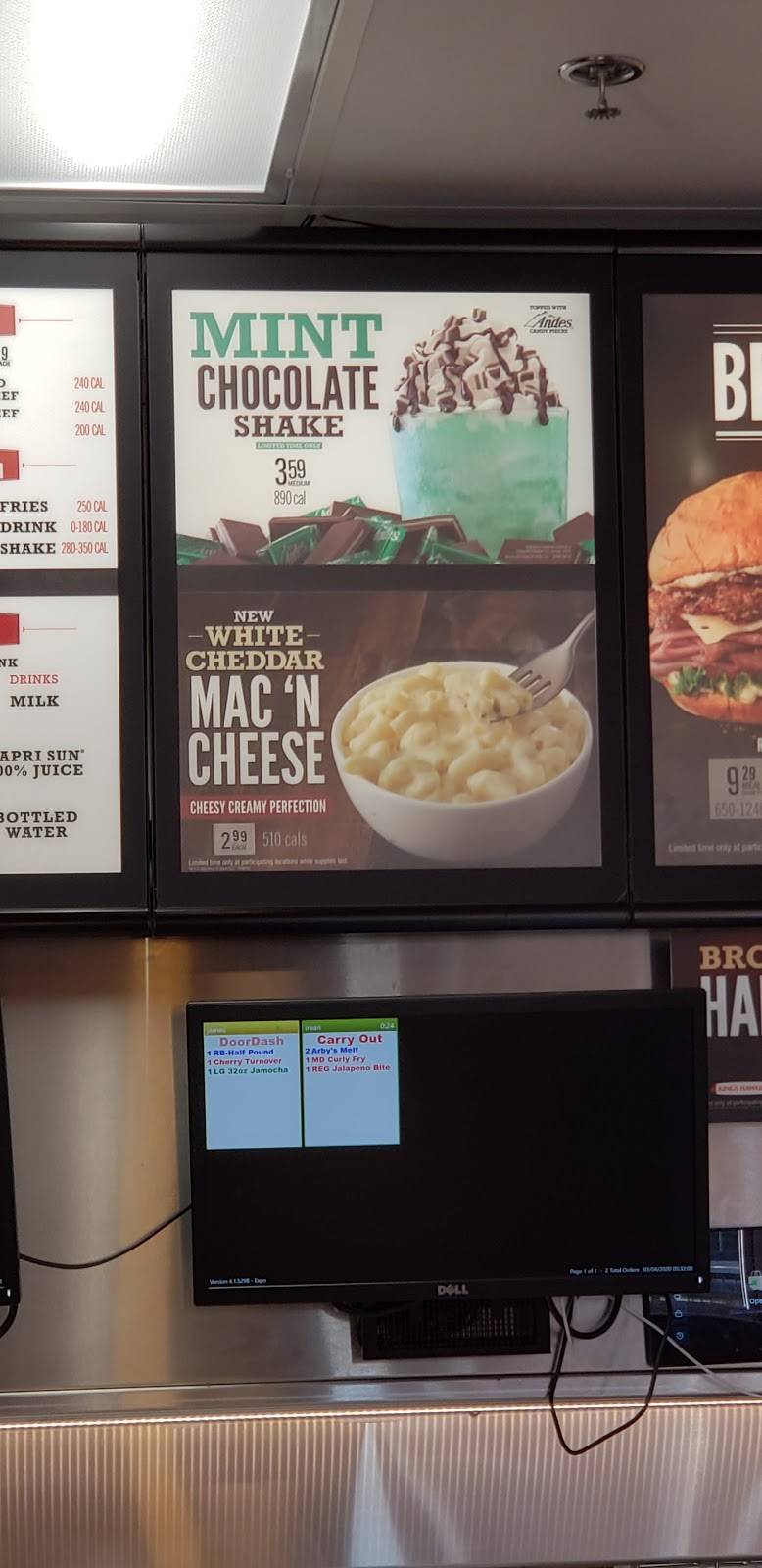 Arbys | meal takeaway | 12802 N, I-35, Live Oak, TX 78233, USA | 2103141330 OR +1 210-314-1330