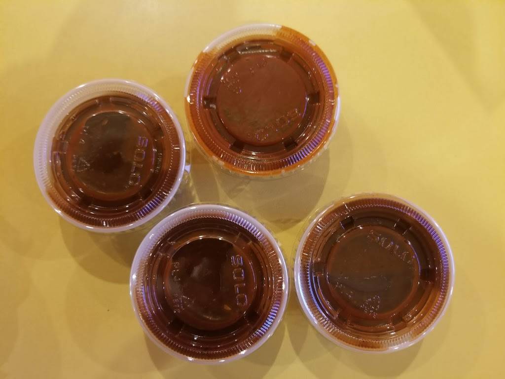 Clucksters Lanham MD | restaurant | 9426 Lanham Severn Rd, Lanham, MD 20706, USA | 3014590089 OR +1 301-459-0089