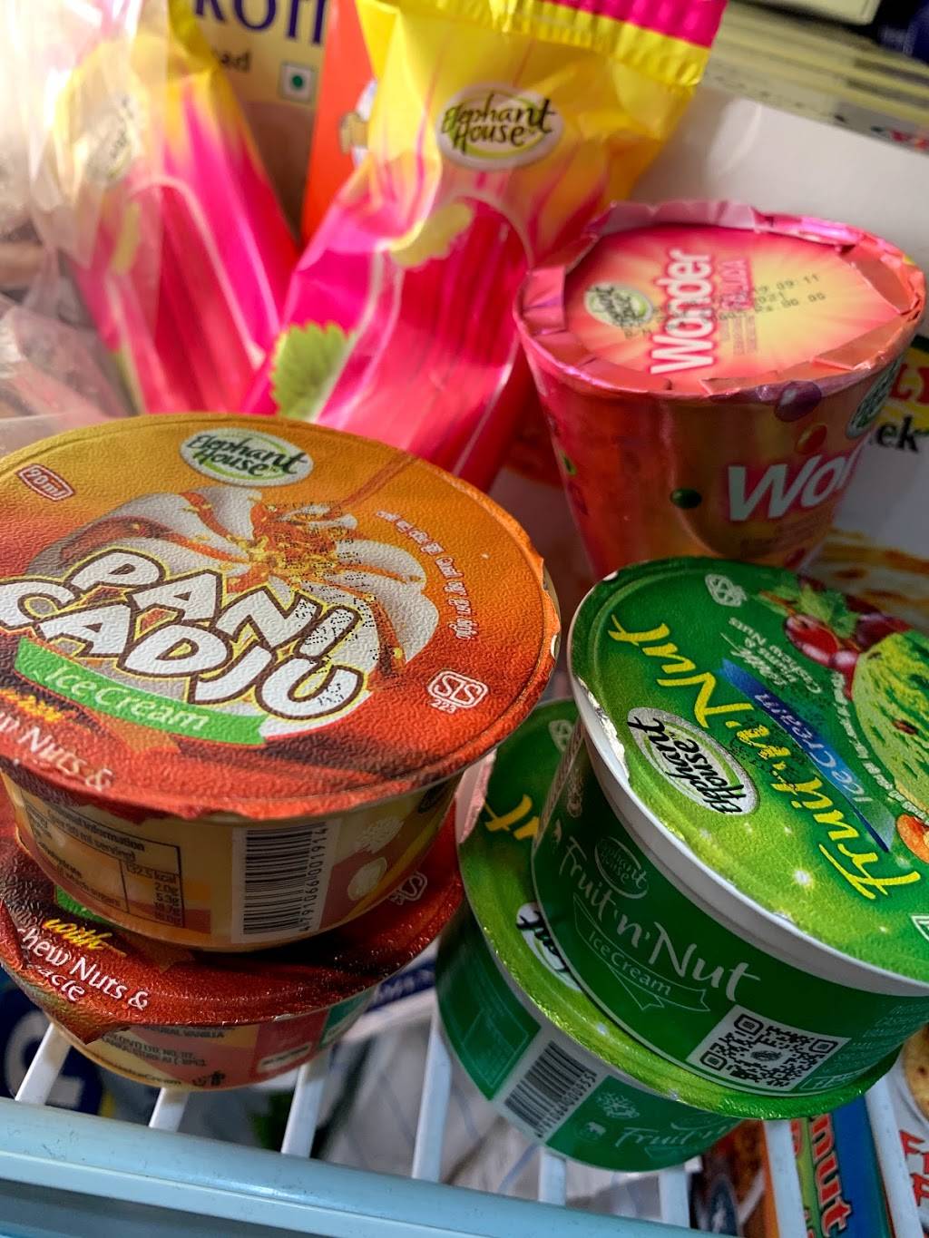 NEW YORK LANKA INC. | restaurant | 313 Victory Blvd, Staten Island, NY 10301, USA | 7185248124 OR +1 718-524-8124