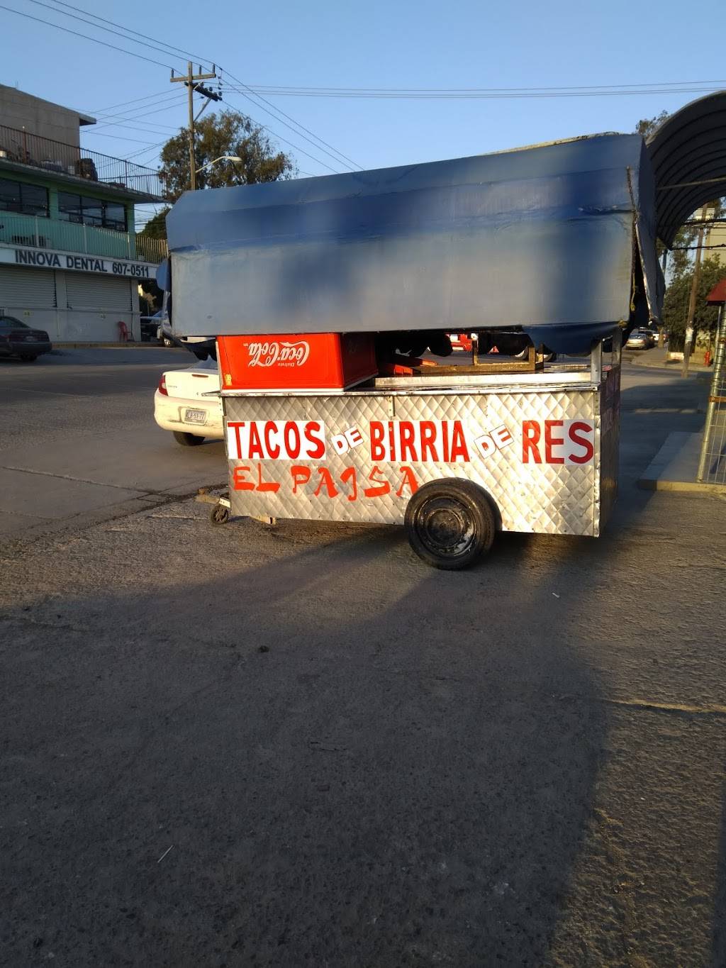 Tacos de birria El Paisa N Tijuana | restaurant | Av. Alejandro Von Humboldt 19450, Xicotencatlleyva II, 22660 Tijuana, B.C., Mexico | 016644596375 OR +52 664 459 6375