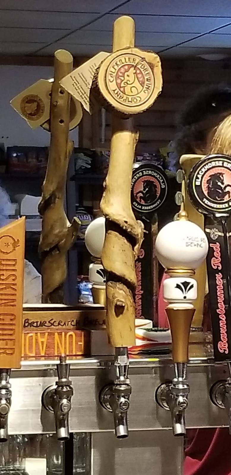 The Townsend Abbey | restaurant | Townsend, TN 37882, USA | 8654481924 OR +1 865-448-1924