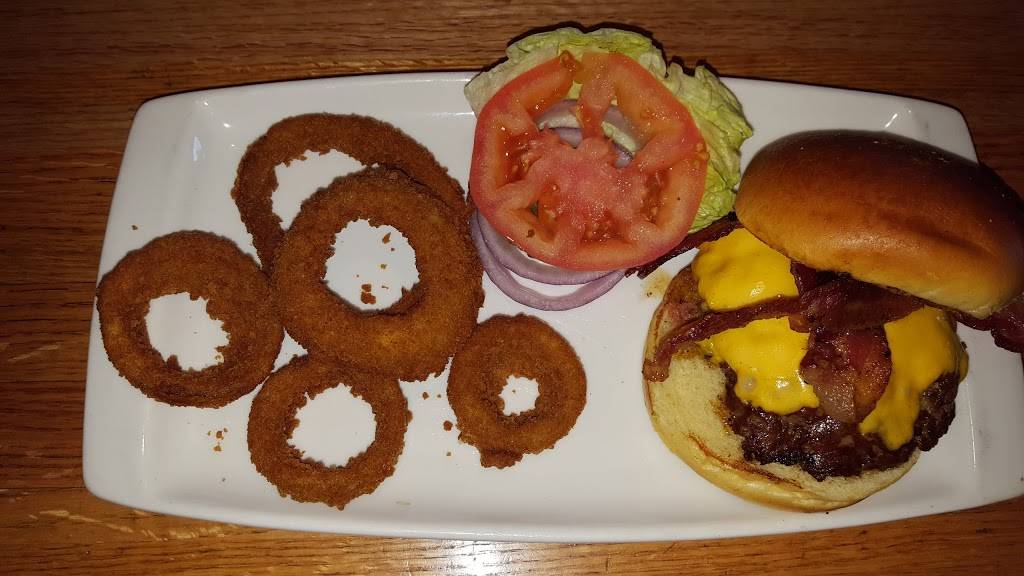 Jack in the Box | restaurant | 4201 S Kingshighway Blvd, St. Louis, MO 63109, USA | 3143510952 OR +1 314-351-0952