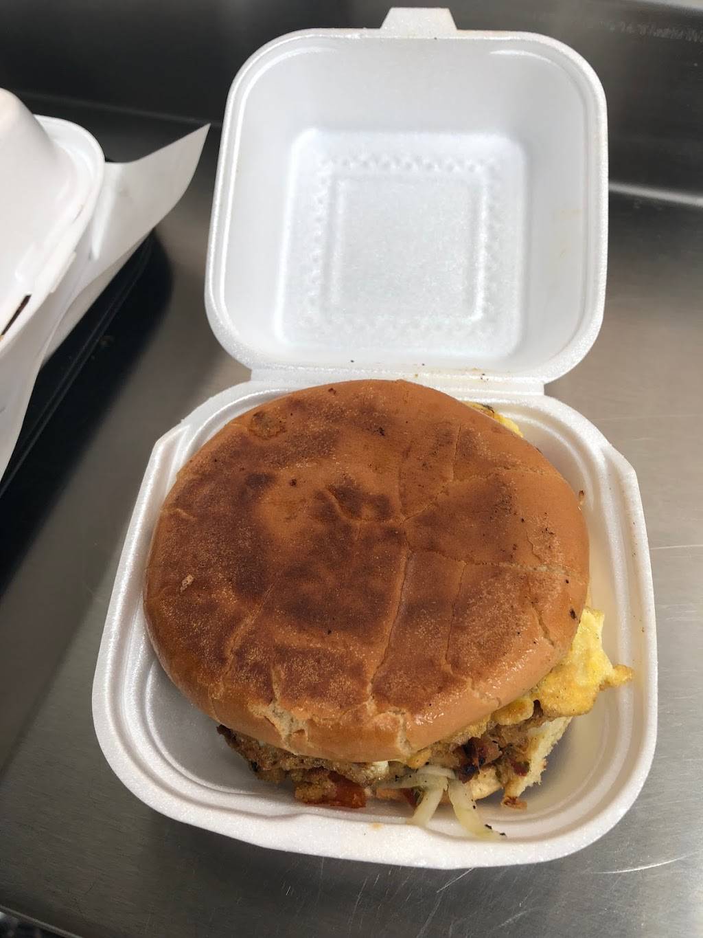 Zeerah Takeout | restaurant | 3050 Artesian Dr #16, Mississauga, ON L5M 7P5, Canada | 9055697916 OR +1 905-569-7916